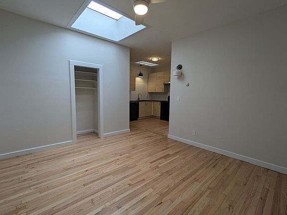 2nd image of 1401 Gaylord St APT 8