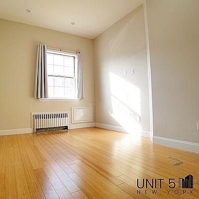 4th image of 16 Park St APT 1R