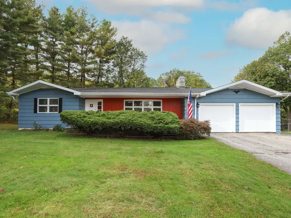 4 Kenmere Boulevard, Danbury, CT 06810