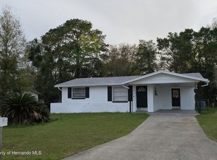14 James St, Beverly Hills, FL 34465