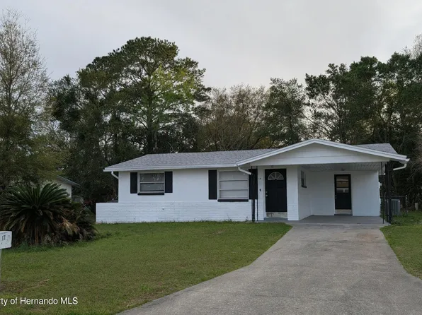 14 James St, Beverly Hills, FL 34465