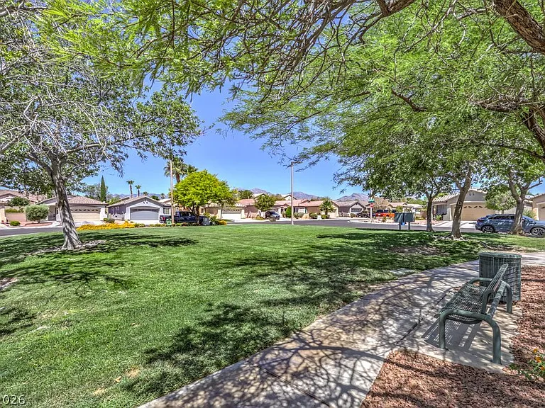 2609 Country Mile Dr — Photo 32