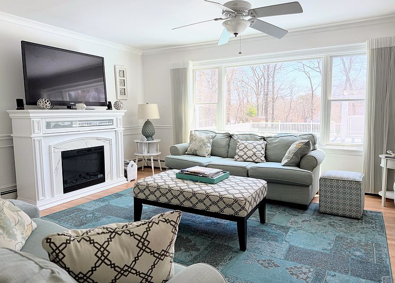7 Wildwood Dr, Sag Harbor, NY 11963 | Out East