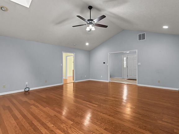 5th image of 5155 W 80 S