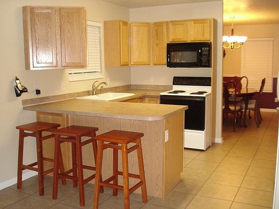 4th image of 353 W Plum Pl