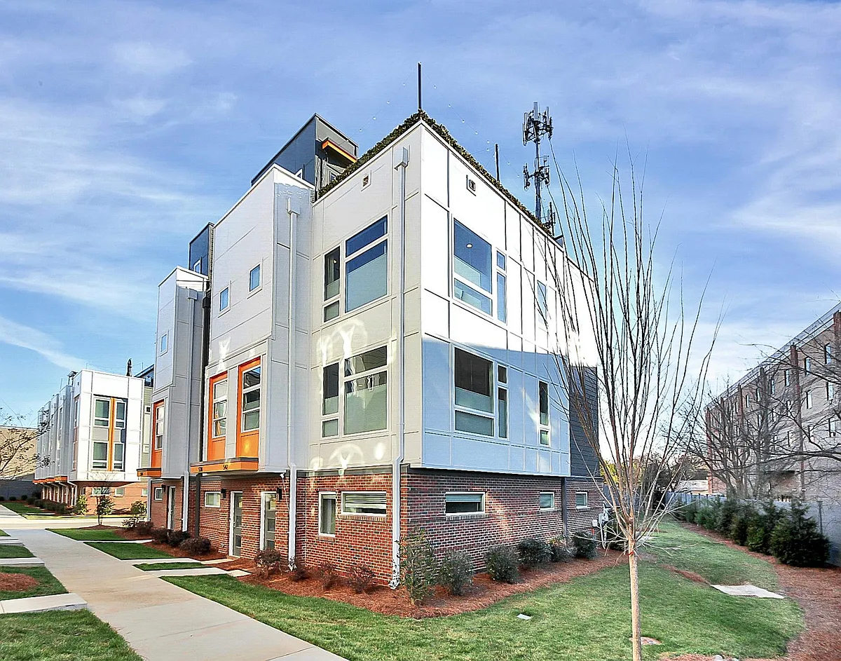 Building Photo - 542 Sedgefield Park Dr