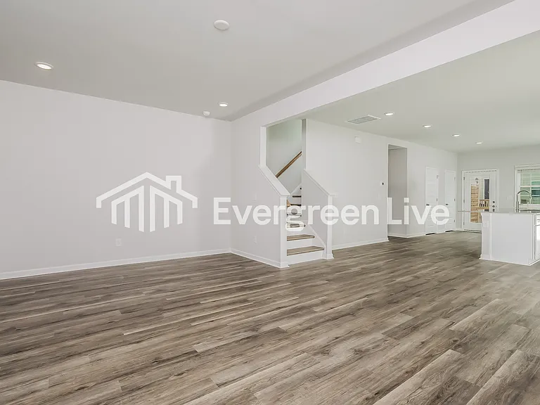 1014 Postmaster Ln — Photo 2