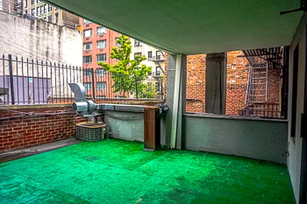 Rented by Maz Group NY | media 6