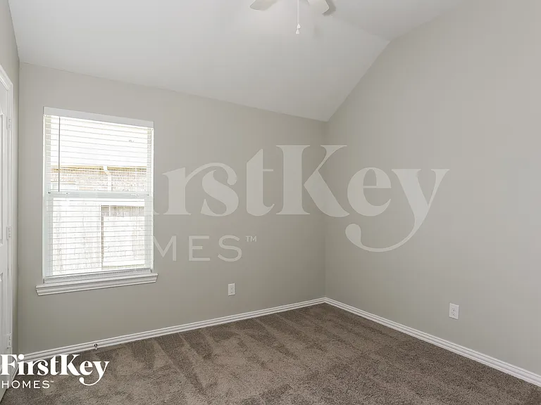 6542 Turner Fields Ln — Photo 13