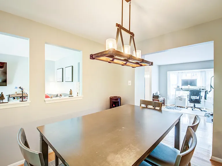 7112 Lake Cove Dr — Photo 23