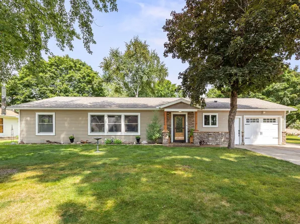 128 Kennedy Ave S, Lester Prairie, MN 55354