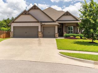 8040 Sweetgum St, Edmond, OK 73034