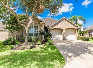 2312 Fairway Pointe Dr, League City, TX 77573