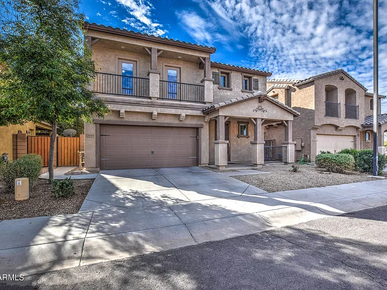 3245 E Morning Star Ln — Photo 1