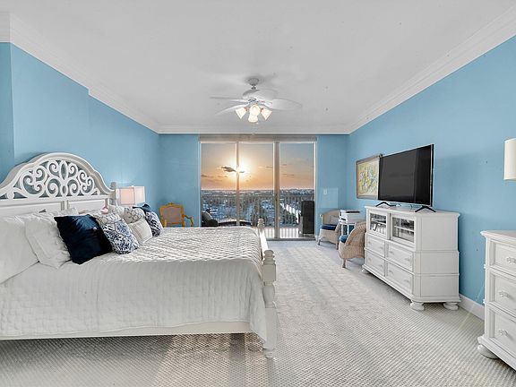 5th image of 821 N Riverside Drive #Ph2