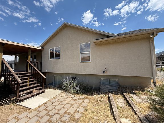 5th image of 702 Elk Meadow Loop