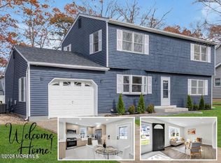 1186 Galley Avenue, Manahawkin, NJ 08050