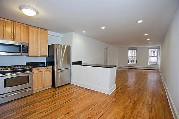 Rented by Evans Real Estate | media 30