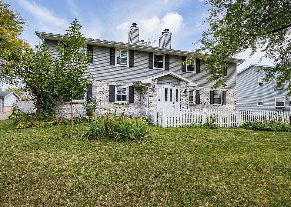 1st image of 2621 Smithfield Dr #3