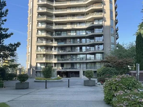 3740 Albert St #306, Burnaby, BC V5C 5Y7