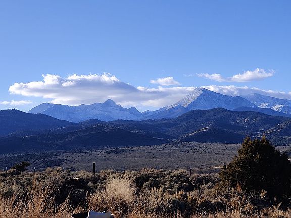 mountain view house faces