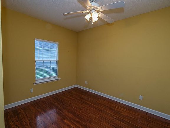 5th image of 476 Moss Creek Ln #476