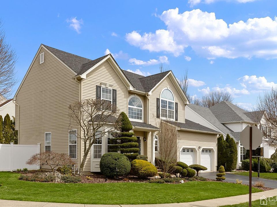 1 Trish Ct, Matawan, NJ 07747 Zillow