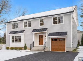 28 North St, Ramsey, NJ 07446