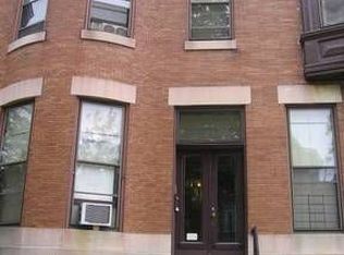 2933 N Calvert St APT 3R, Baltimore, MD 21218