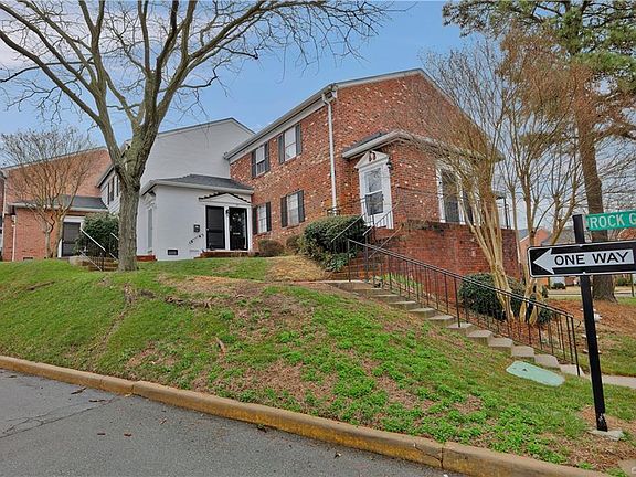 3rd image of 39 Rock Garden Ln #39