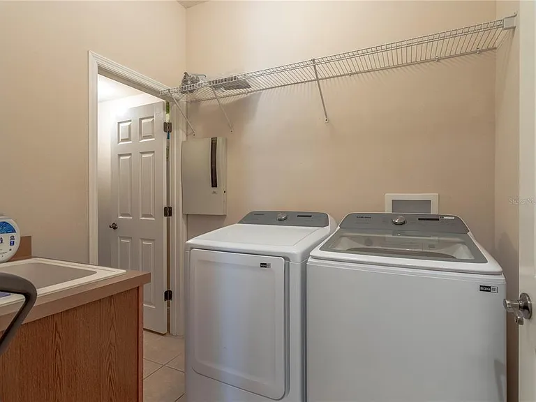 1608 Hanks Ave — Photo 11