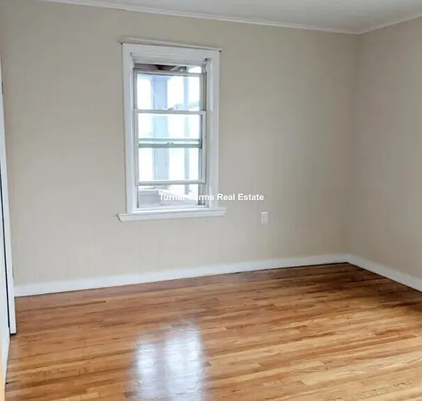 60 Buzzells Ln — Photo 8