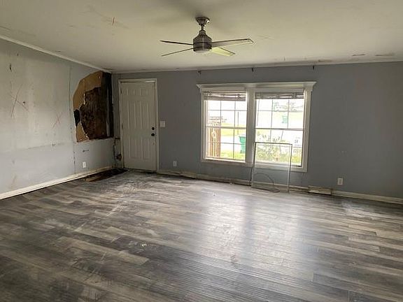 3rd image of 166 Mia Dr