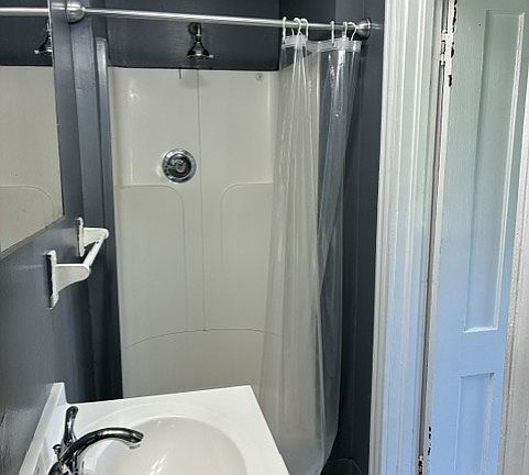 4th image of 223 High St Unit 3N
