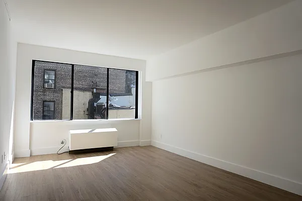 Rented by Greystar | media 4