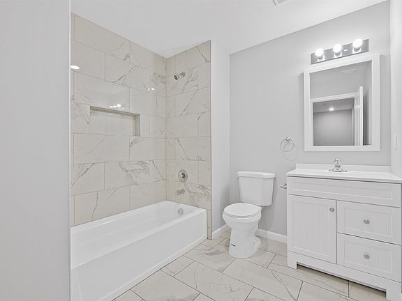 5th image of 45 Franklin St Floor 2