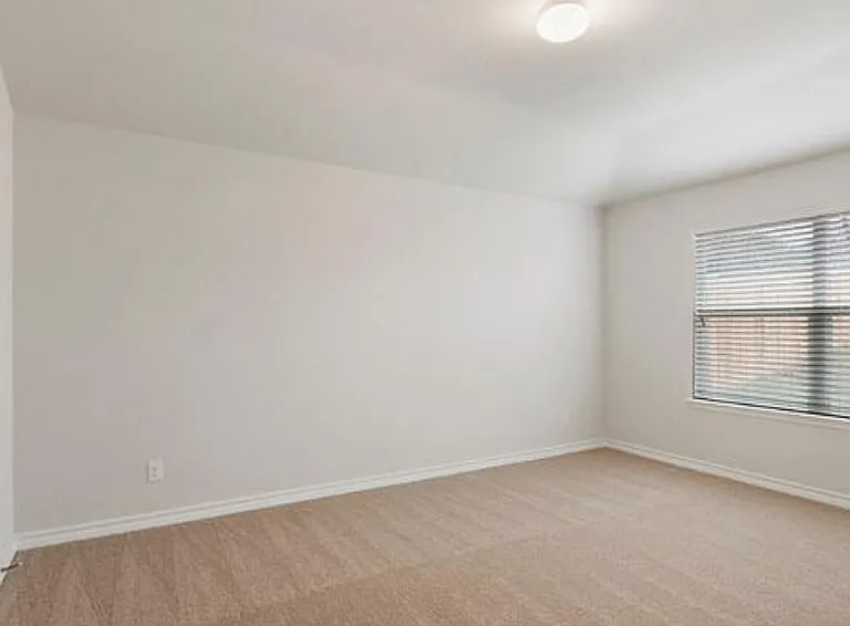 13527 Mendes Knl — Photo 9