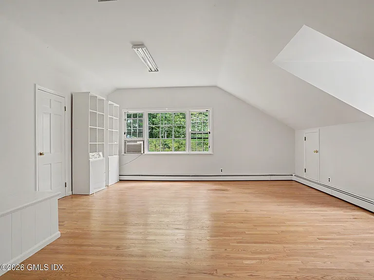 23 Copper Beech Rd — Photo 8