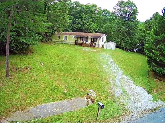 2nd image of 104 Bluewater Ct