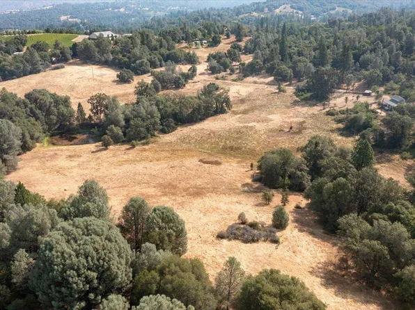 8260 Fairplay Rd, Somerset, CA 95684