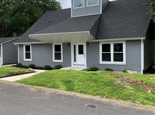 11350 Saint Paul St, Saint Louis, MO 63141