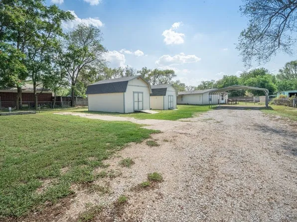 5727 S Emporia St, Wichita, KS 67216