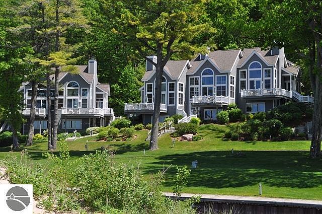 1st image of 5D Beals House