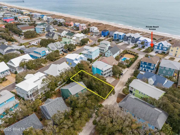 218 Water Oak Cir #10, Kure Beach, NC 28449