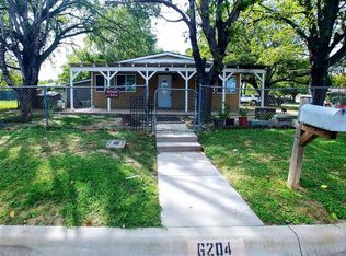 6204 Hartman Rd, Forest Hill, TX 76119