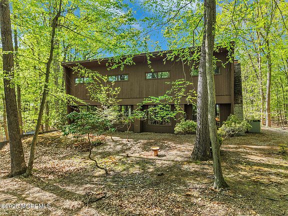 3rd image of 4 Glenwood Road