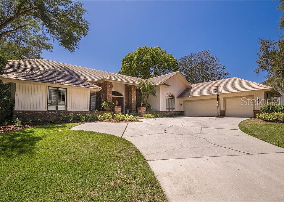 1st image of 3686 Woodridge Pl