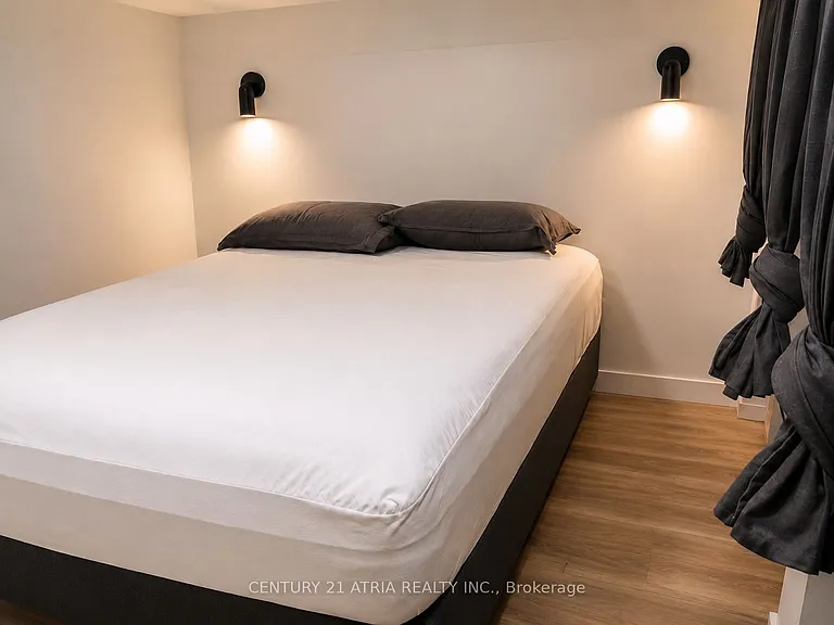 2 Crystal Cres — Photo 8