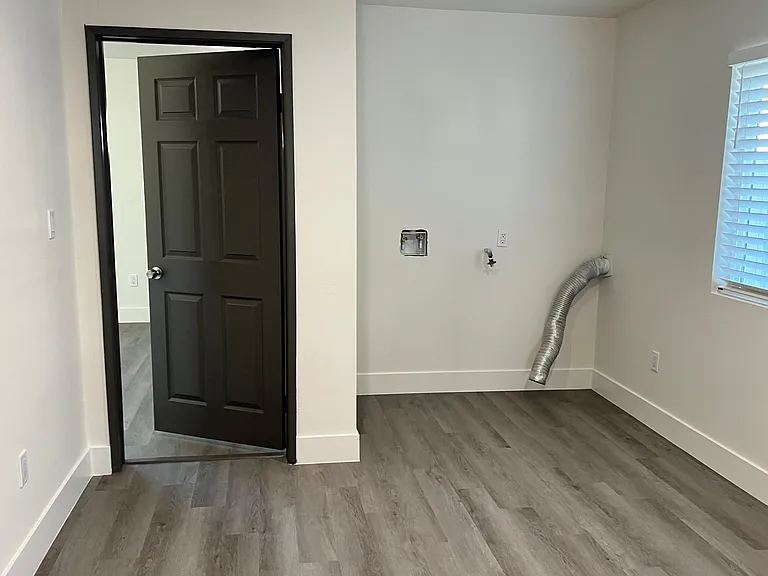 2454 Florencita Ave #A — Photo 17