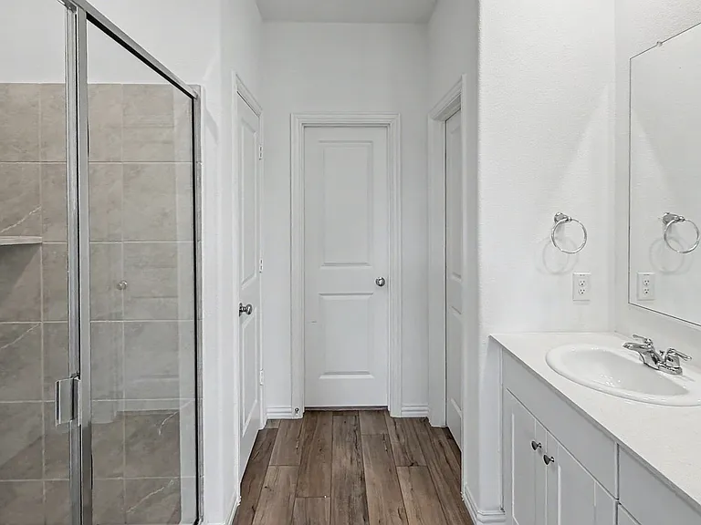 1462 Everett Gardens Way — Photo 15